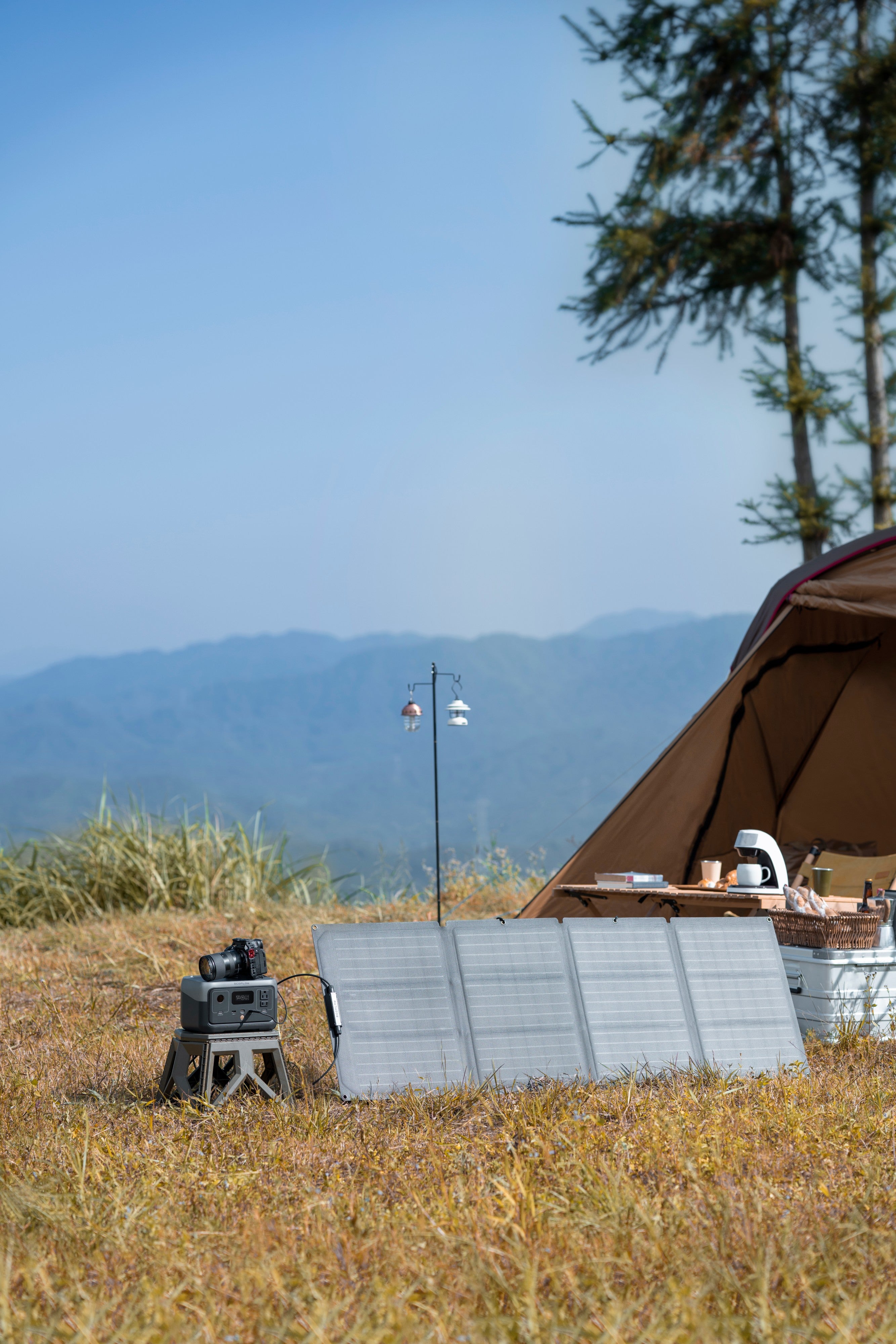 RIVER 2 Pro + 1*220W Portable Solar Panel